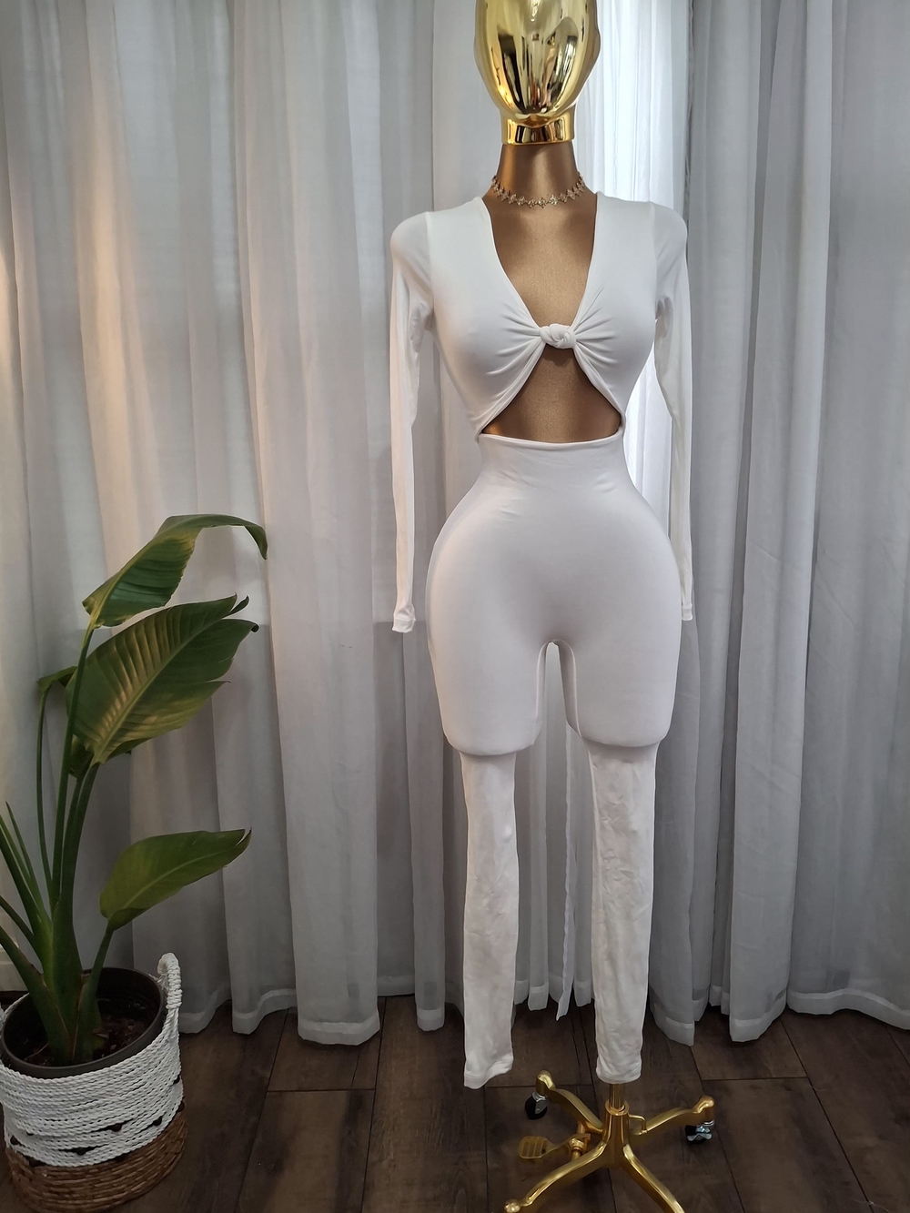 Knot-Front White Long-Sleeve Crop Top